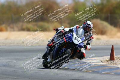 media/May-15-2022-SoCal Trackdays (Sun) [[33a09aef31]]/Turn 2 (945am)/